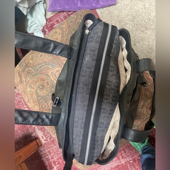 Lululemon Om The Day Bag Black Reflective Large Duffle Yoga Mat Gym Travel - Picture 12 of 16